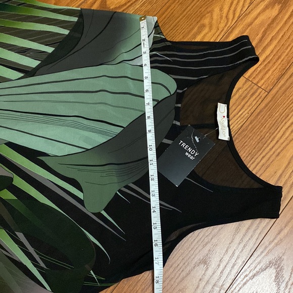 Angelo Tready wear sheer women’s asymmetrical blouse top floral bold front M - Picture 7 of 11